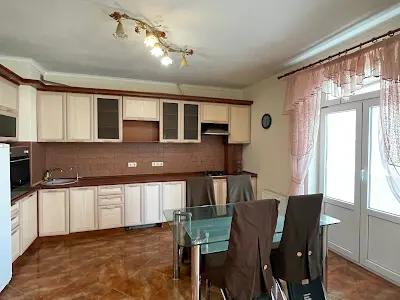квартира по адресу Раисы Окипной ул., 8
