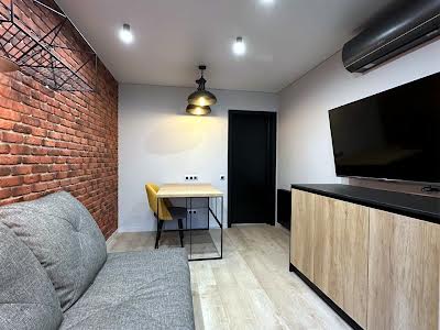 квартира по адресу Героев просп., 19
