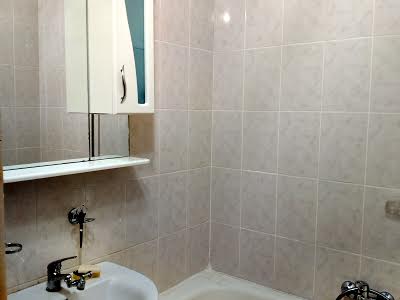 квартира за адресою Драгоманова вул., 40Б