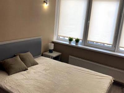 квартира за адресою Перлинна вул., 5Б
