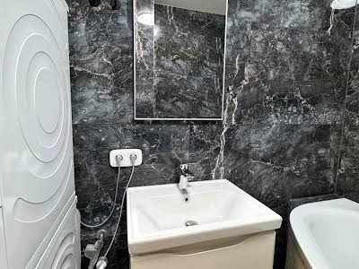 квартира по адресу Свободы ул., 1