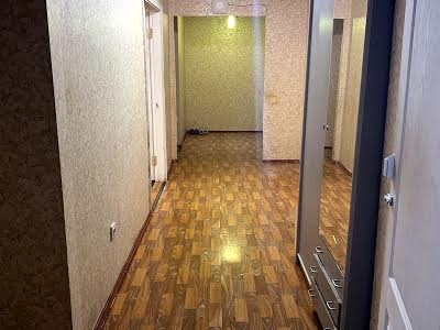 квартира за адресою Милославська вул., 12-А
