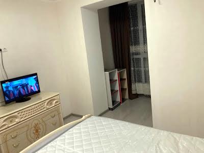 квартира за адресою Небесної Сотні, 26