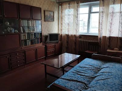 квартира по адресу Независимой Украины ул. (40 лет Советской Украины), 20