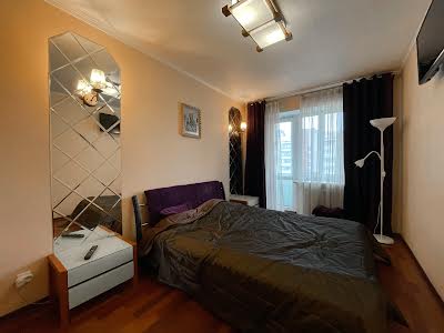 квартира по адресу Юрия Липы ул., 20