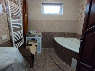 дом по адресу Центральна