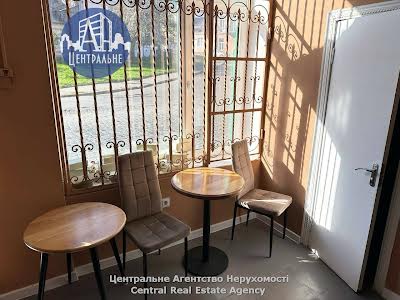 коммерческая по адресу Черновцы, Сагайдачного, 23