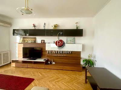 квартира за адресою Михайлівська вул., 2