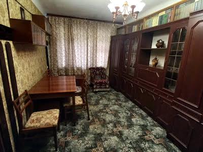 квартира за адресою Михайла Стельмаха вул., 12