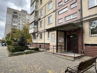 квартира за адресою Будівельників, 26