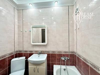 квартира за адресою Святого Володимира вул., 28