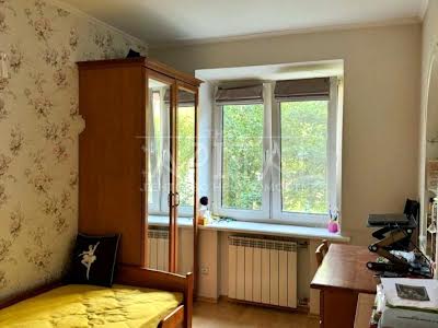 квартира за адресою Предславинська вул., 14