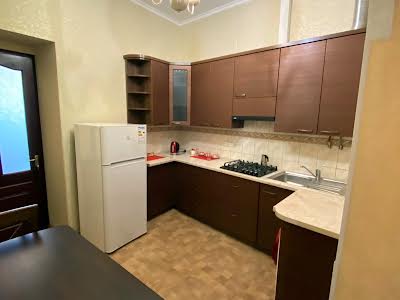 квартира за адресою Святого Теодора пл., 5