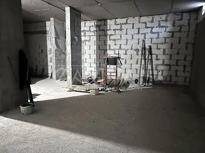 комерційна за адресою Березова вул., 40