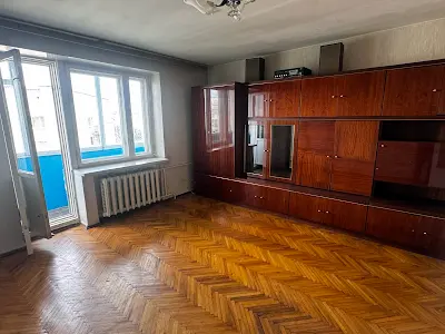 квартира за адресою Новопирогівська вул., 25