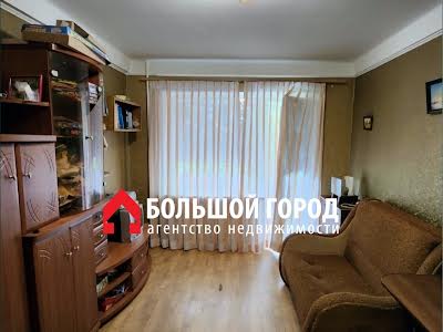 квартира за адресою Бочарова вул., 16