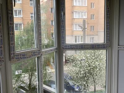 квартира за адресою Тролейбусна вул., 15В