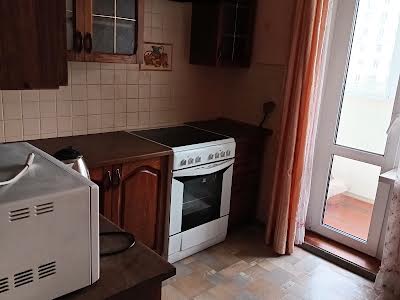 квартира по адресу Соломии Крушельницкой ул., 3-А