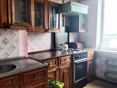 квартира за адресою Хіміків вул., 16