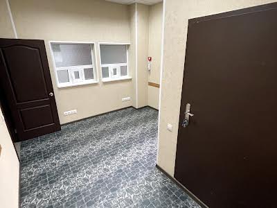 комерційна за адресою Привокзальна вул., 9а