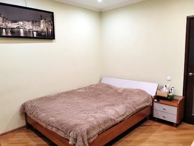 квартира за адресою Петра Калнишевського вул. (Михайла Майорова), 7