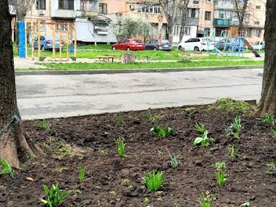 квартира за адресою Радісна вул., 25