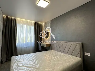 квартира за адресою Петра Дорошенка вул. (Блюхера), 5
