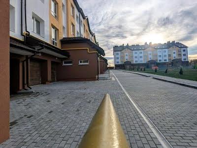квартира за адресою Героїв Крут вул., 8