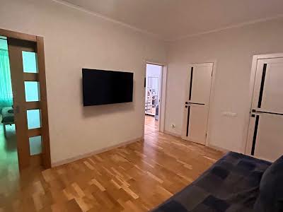 квартира за адресою Дніпровська набережна вул., 26-А