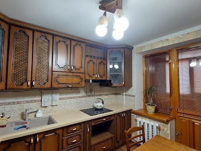 квартира за адресою Садовая, 9