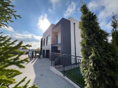 будинок за адресою Світла