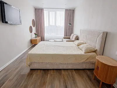 квартира за адресою Лісова вул., 42