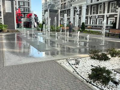 квартира за адресою Максимовича, 28-Е