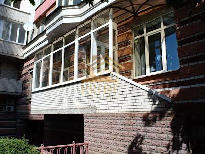 коммерческая по адресу Степана Руданского ул., 4-6