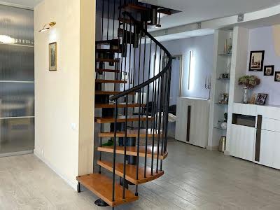 квартира за адресою Драгоманова вул., 17