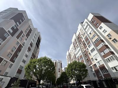 квартира за адресою Машинобудівників вул., 31