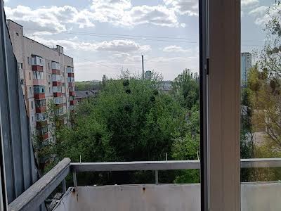 квартира за адресою Михайла Стельмаха вул., 6