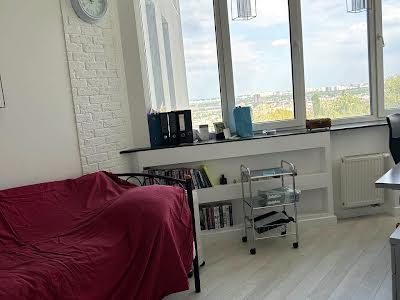 квартира за адресою Нагірна вул., 15