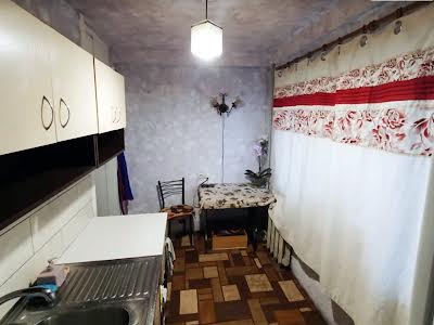 квартира за адресою Юності вул., 9