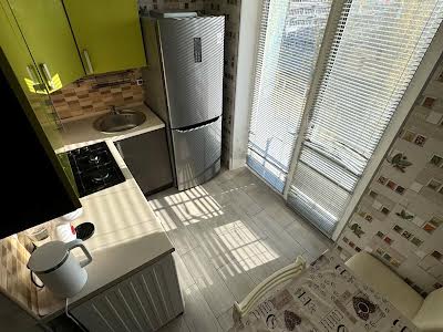 квартира за адресою Флоренції вул., 12-А