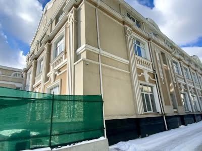 комерційна за адресою Золотоустівська вул., 23