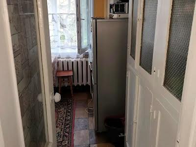 квартира по адресу Строителей ул., 19