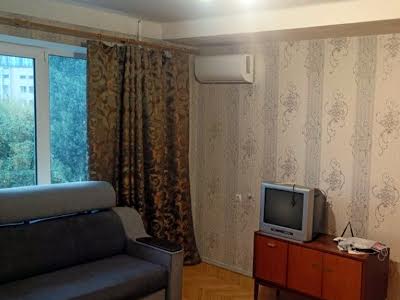 квартира за адресою Повітрофлотська вул., 36