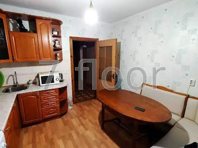 квартира за адресою Рональда Рейгана вул., 42