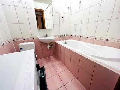 квартира за адресою Вербицького вул., 5