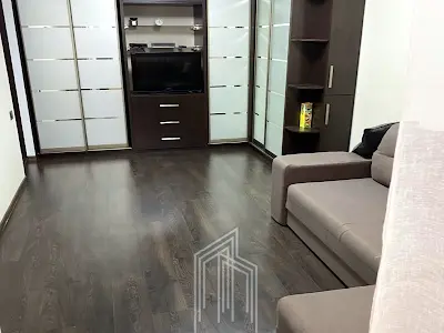 квартира за адресою Степана Олійника вул., 3