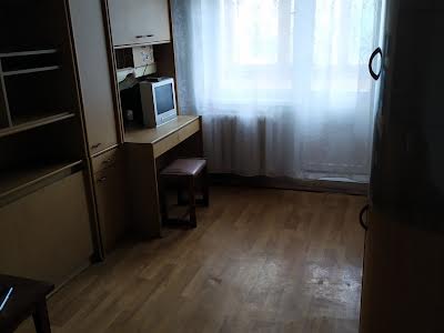 квартира за адресою Пантелеймона Куліша пл., 5