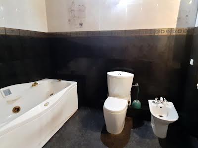 квартира за адресою Срібнокільська вул., 20