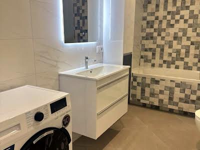 квартира по адресу Михаила Максимовича ул. (Трутенко Онуфрия), 32б