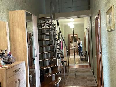 квартира за адресою Павла Чубинського вул., 3